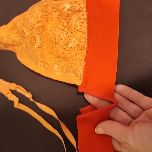 URBAN OUTFITTERS Lace Bralettes - Picture 12 of 14